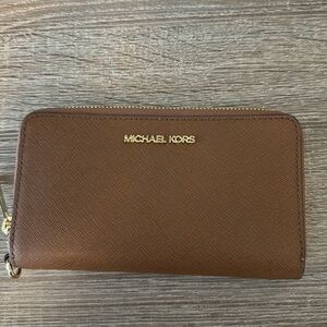 Brown and Gold Michael Kors Jetset Wallet (Free Shipping)